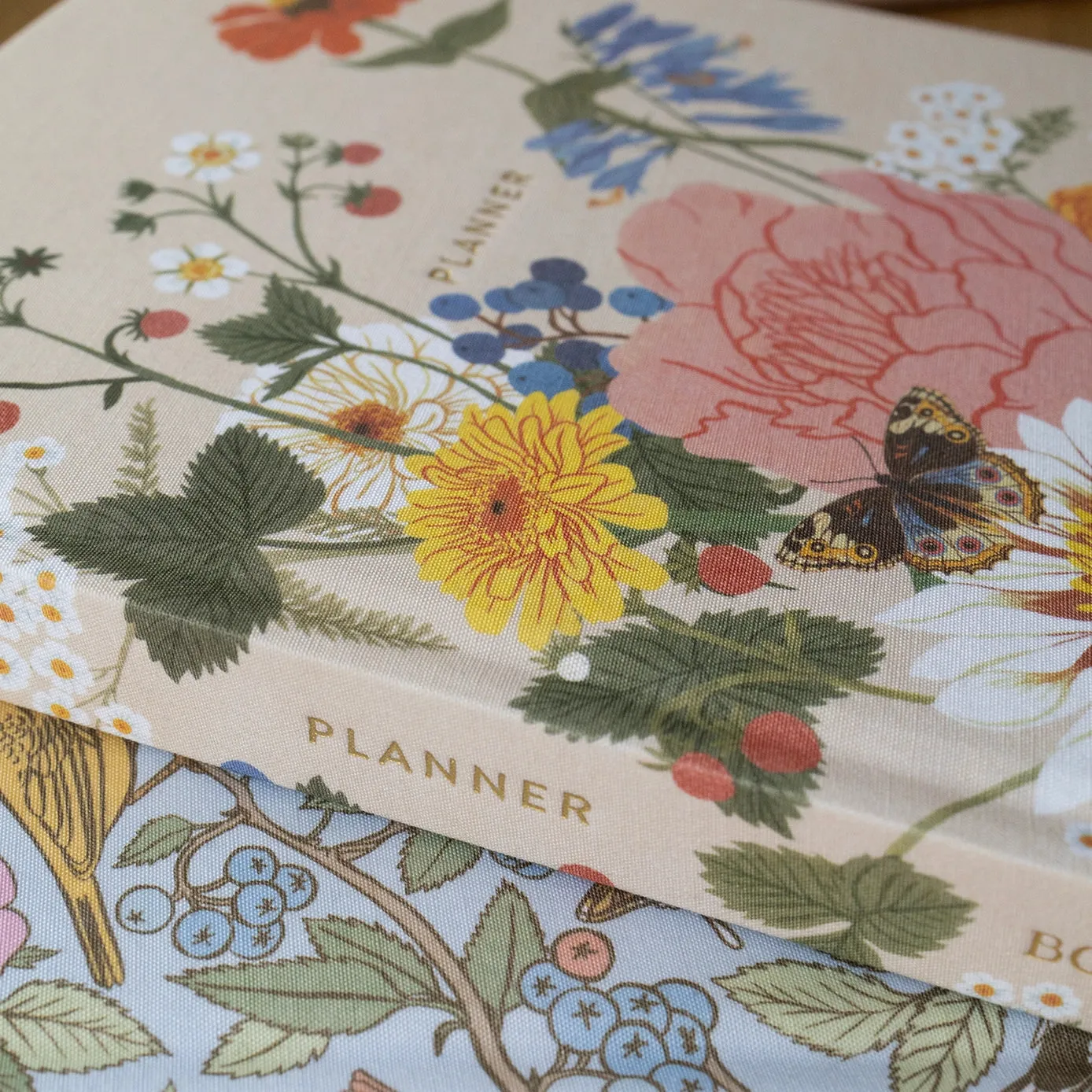 Botanica Paper Co. Linen Bound Undated Weekly Planner - Garden Floral flexible