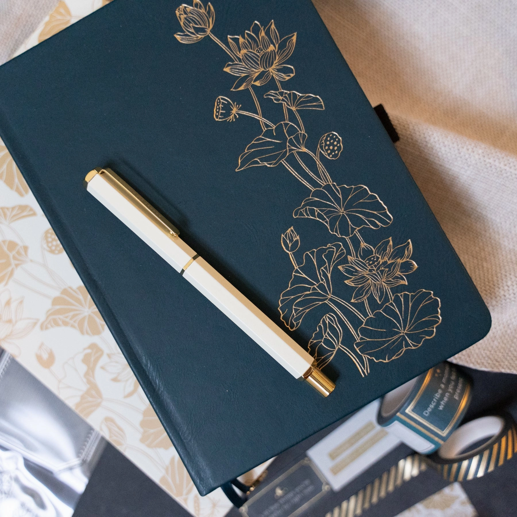 set robust Archer And Olive Self Care Box 2025: Rest And Renew