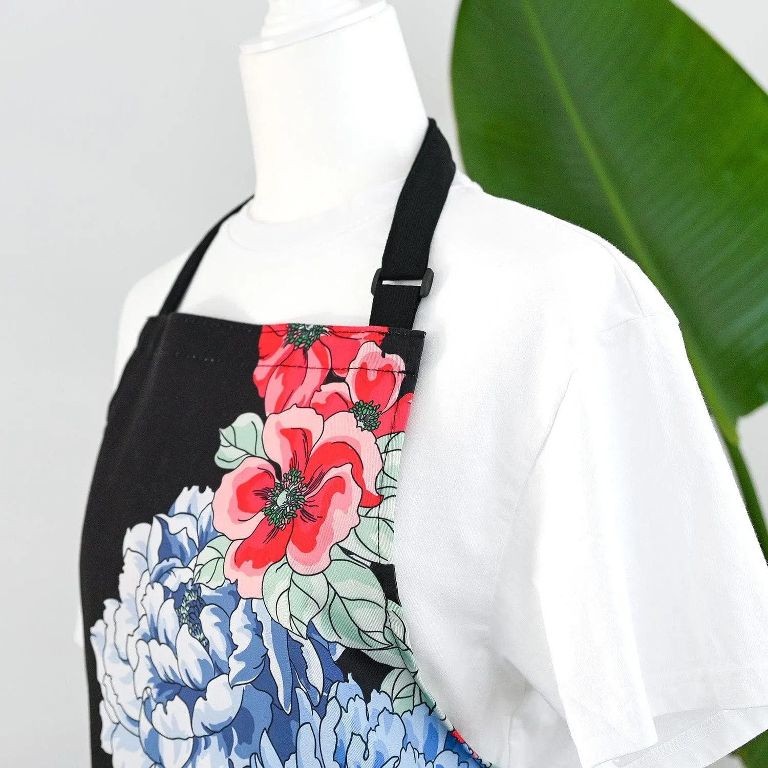 Artsy Apron: Red & Blue Billowing Peonies - Black maxi giant