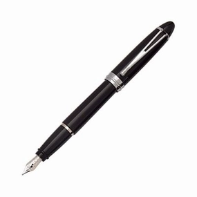 magnetic Aurora Ipsilon Deluxe Black/Chrome Fountain Pen