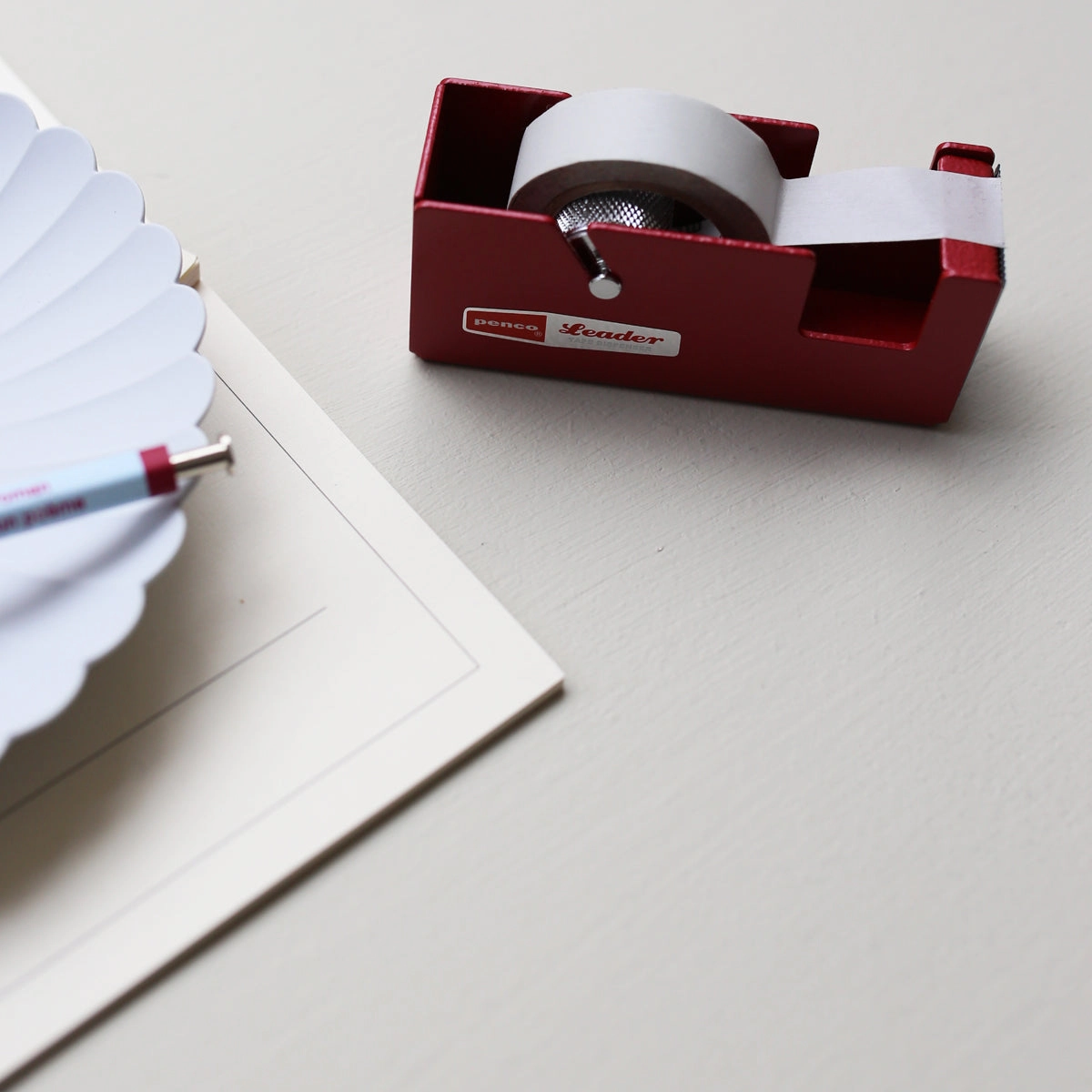 locking Tape Dispenser S // Red
