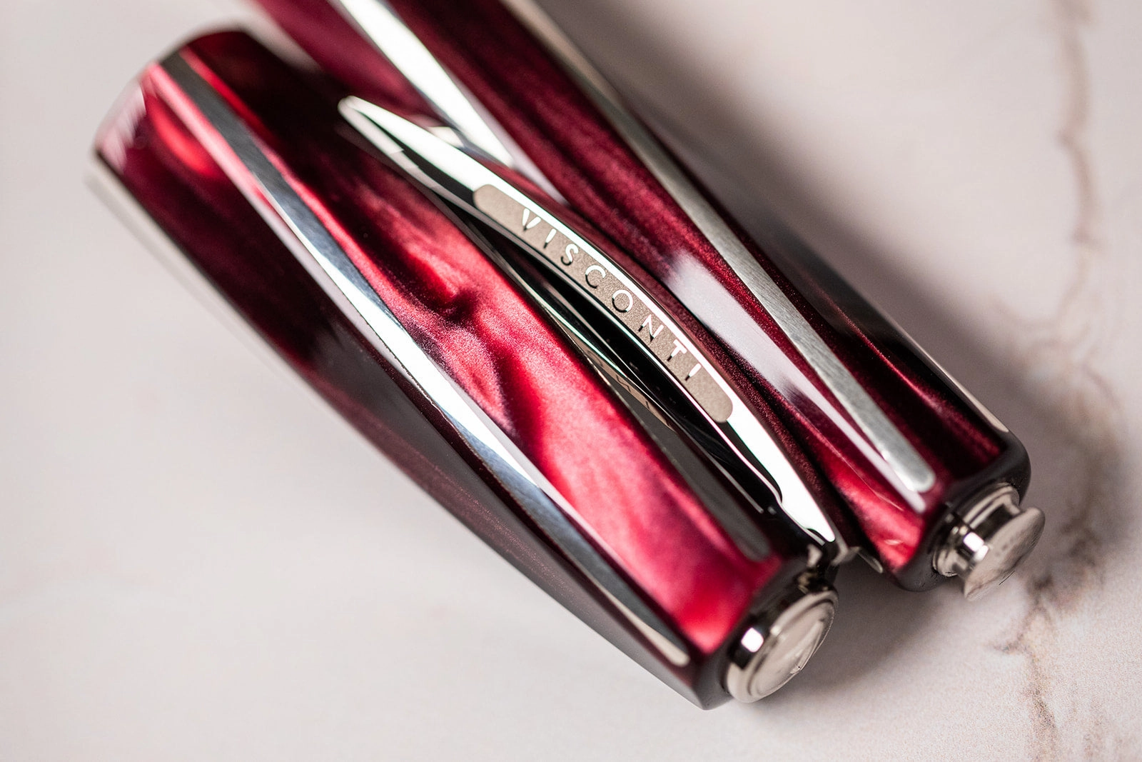 classic warm Visconti Divina Elegance Bordeaux Rollerball