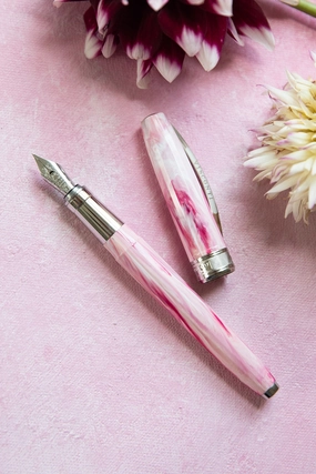 classic warm Visconti Van Gogh Souvenir De Mauve Fountain Pen