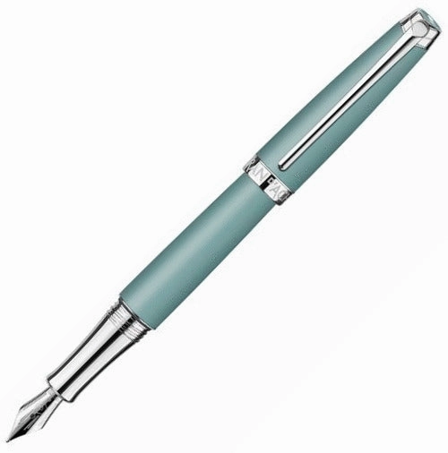 Caran D'Ache Leman Alpine Fountain Pen portable