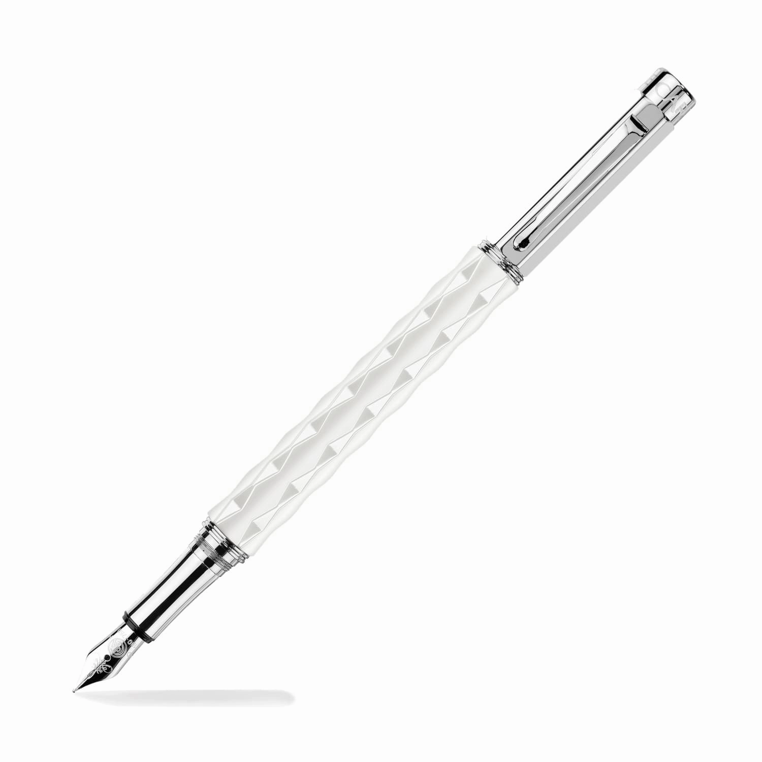 Caran D'Ache Varius Ceramic White Fountain Pen eco