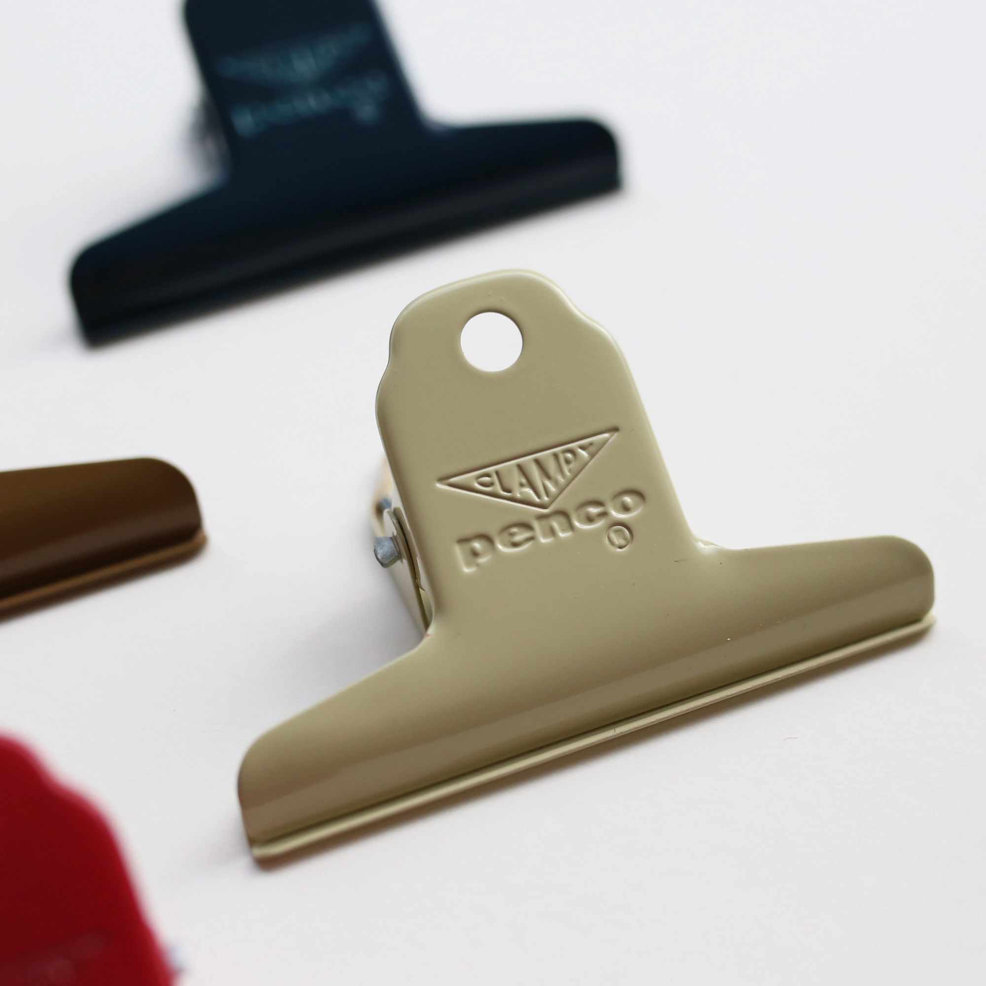 Clampy Clip S // Ivory superior stackable