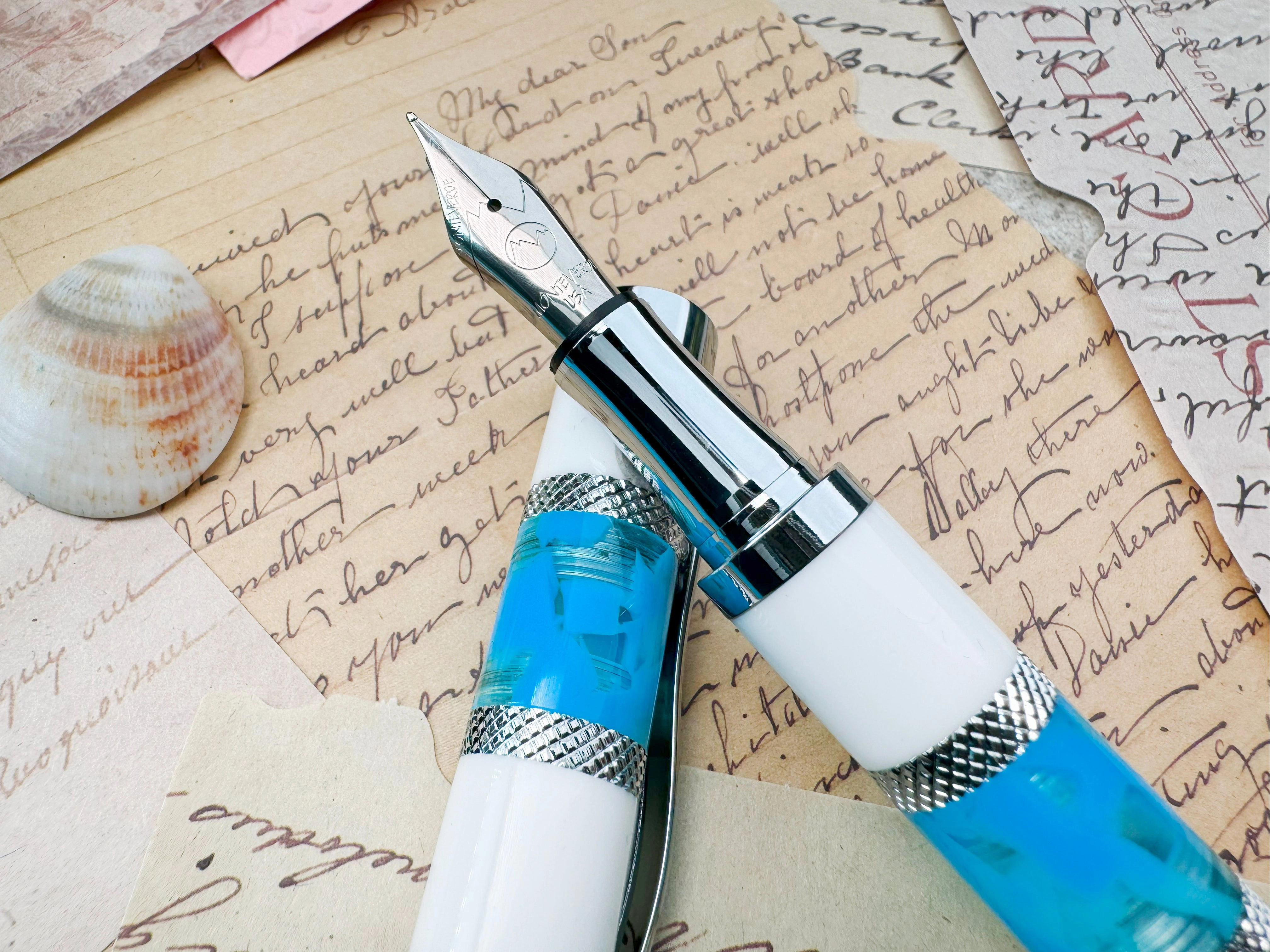 everyday round Monteverde Regatta Sport Santorini Blue - Fountain Pen
