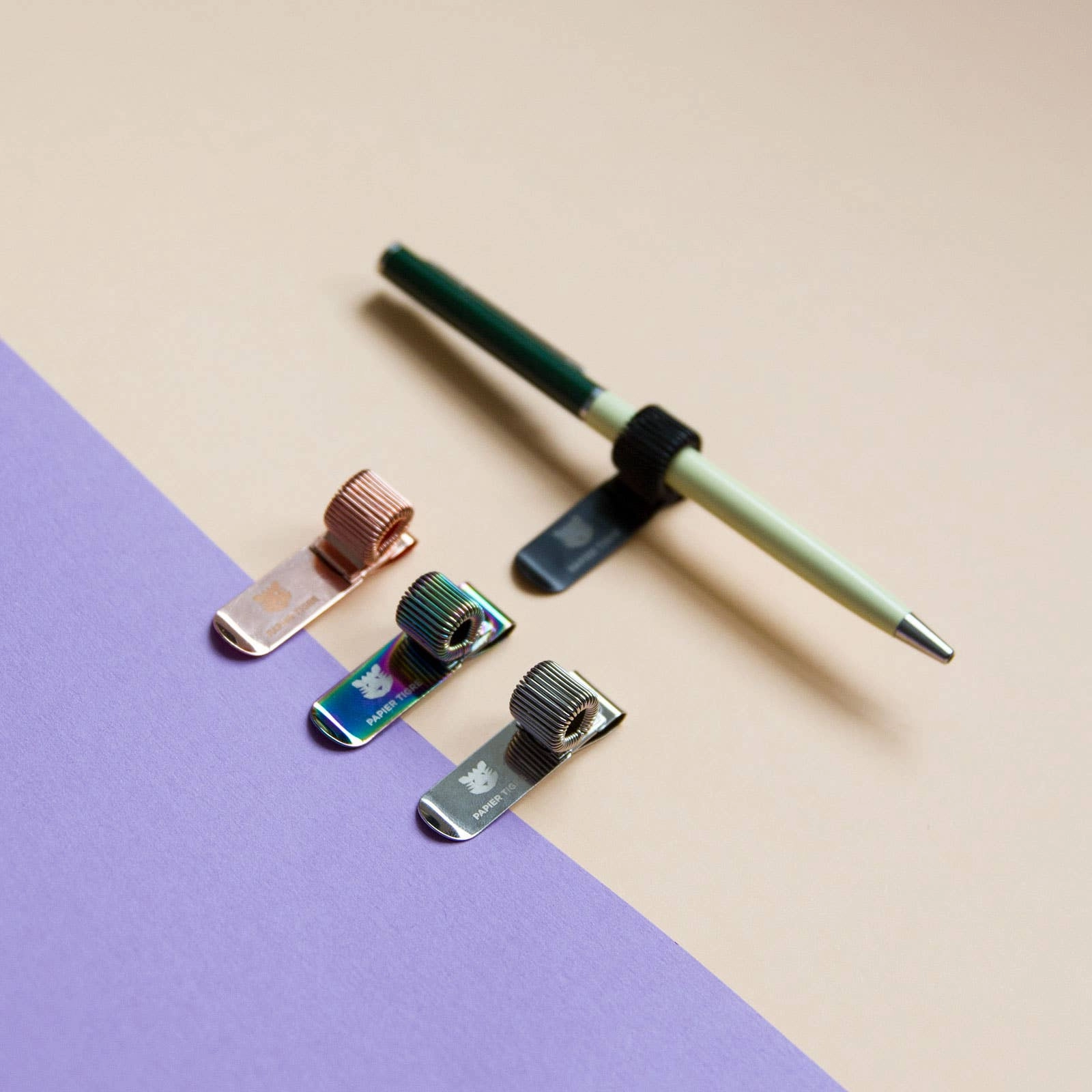 Clip Pen Holder // Silver luxury