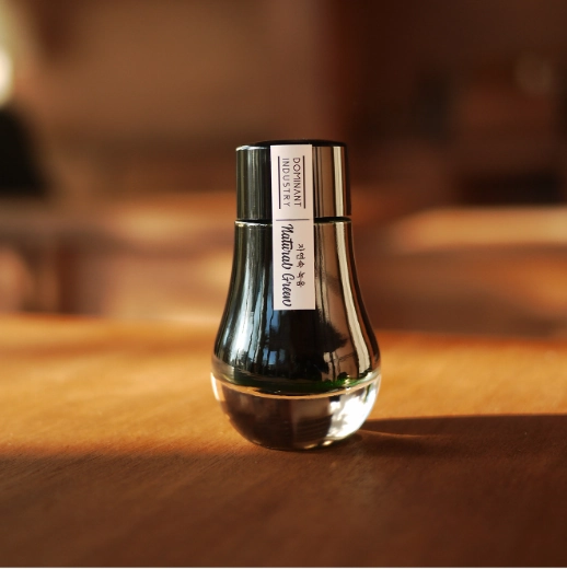 premium luxury Dominant Industry Pearl Ink 25Ml - Natural Green