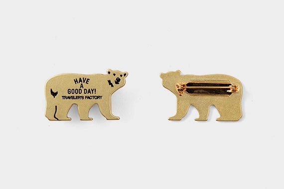 plastic collectible Traveler'S Factory Partner Shop Brass Bear Badge