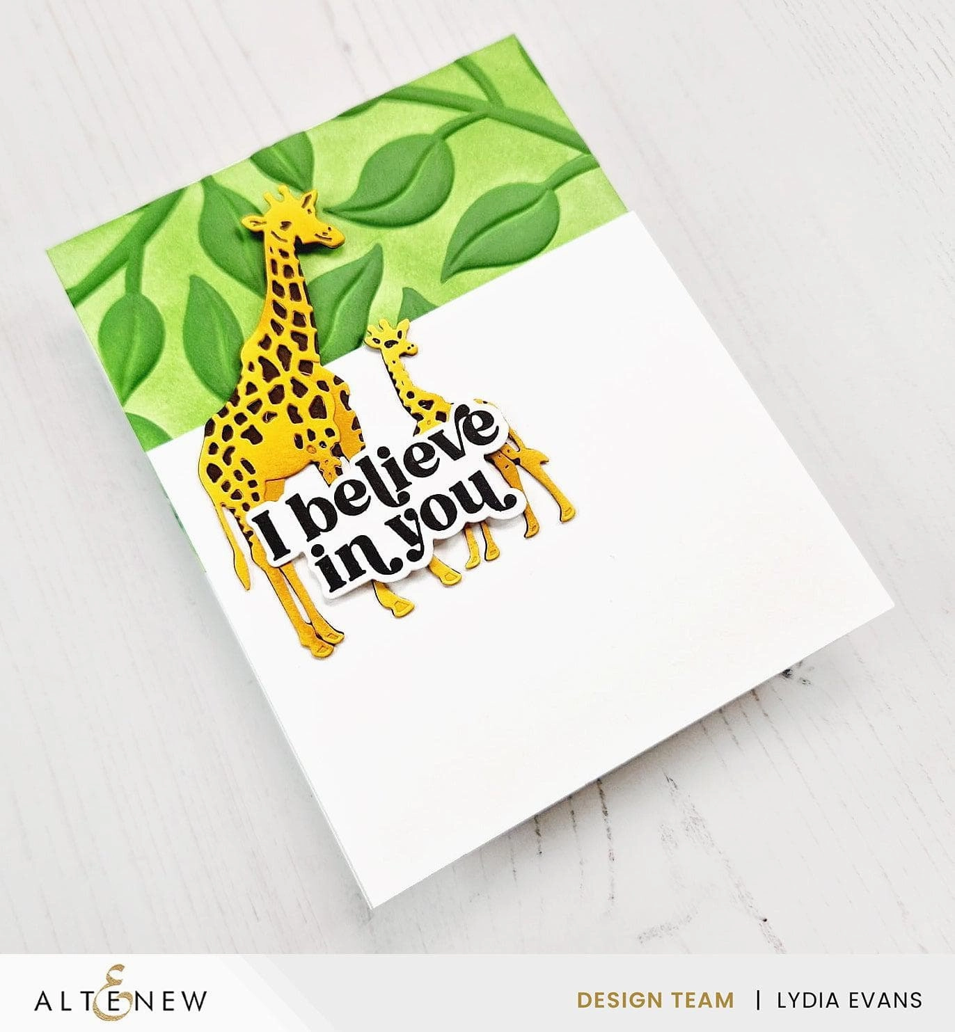 deluxe Gentle Giraffes Die Set