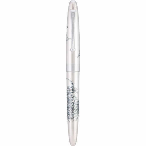 essential Pilot Sterling Hawk Fountain Pen