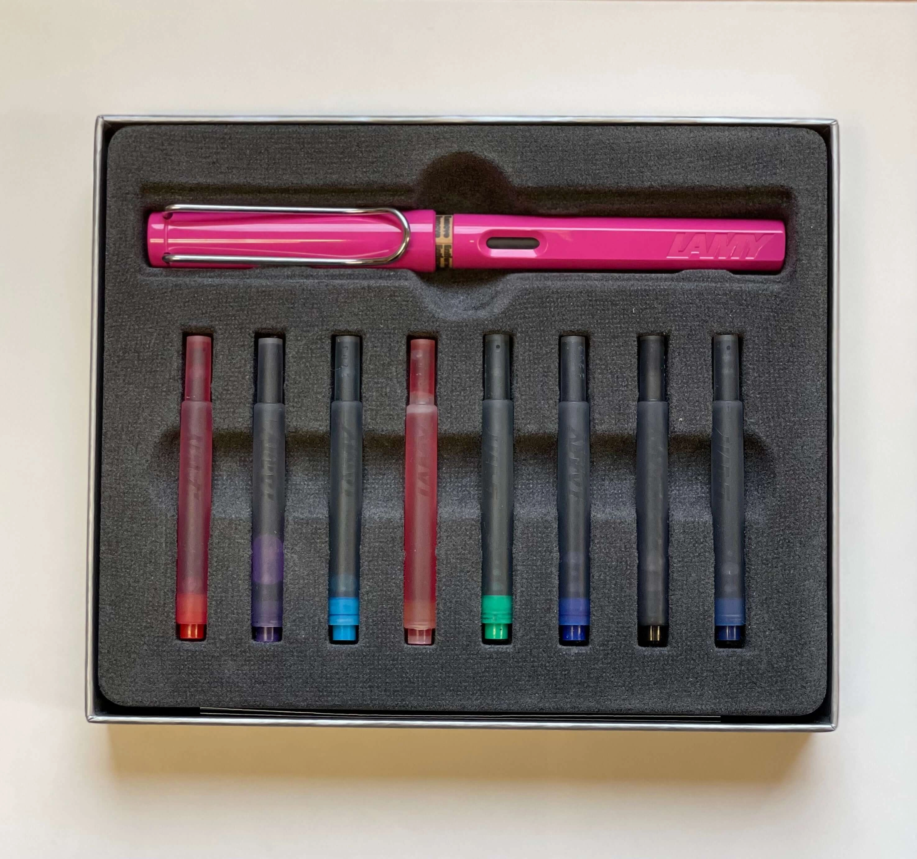 large linen Lamy Safari Breast Cancer Awareness Pink Gift Set With Cartridges