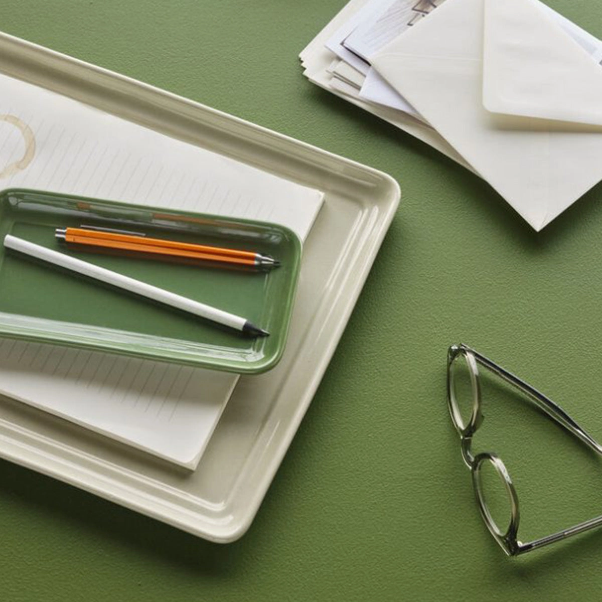 expandable classic Hbsch Amare Tray Set Of 2 // Sand Green
