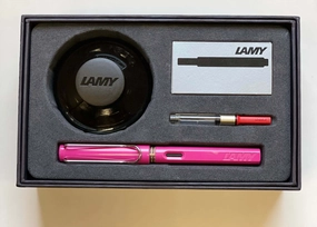 Lamy Safari Breast Cancer Awareness Pink Gift Set With Bottled Ink rugged solid