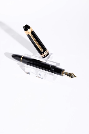 classic Pre-Owned Montblanc Meisterstuck 149 75Th Anniversary Fountain Pen