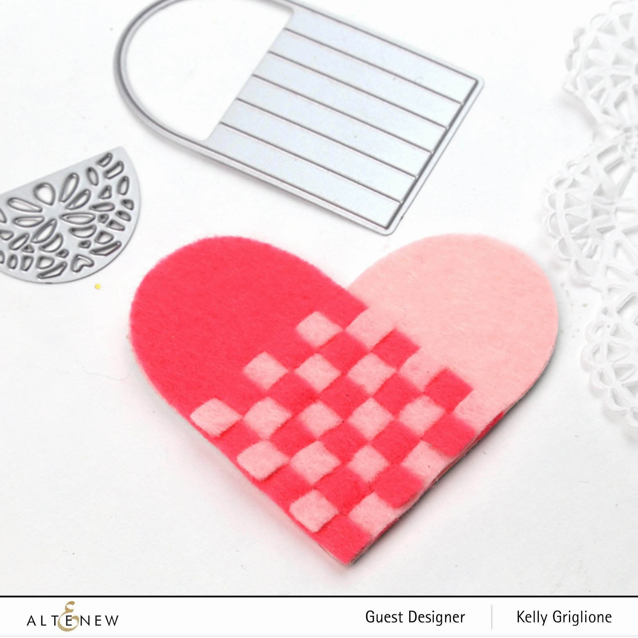 retractable premium Woven Heart Die Set