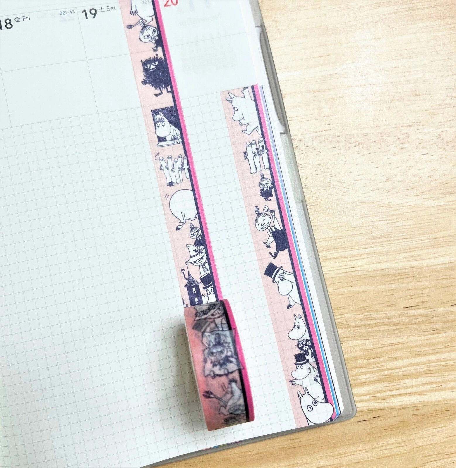 expandable Moomin Washi Tape Pink Border