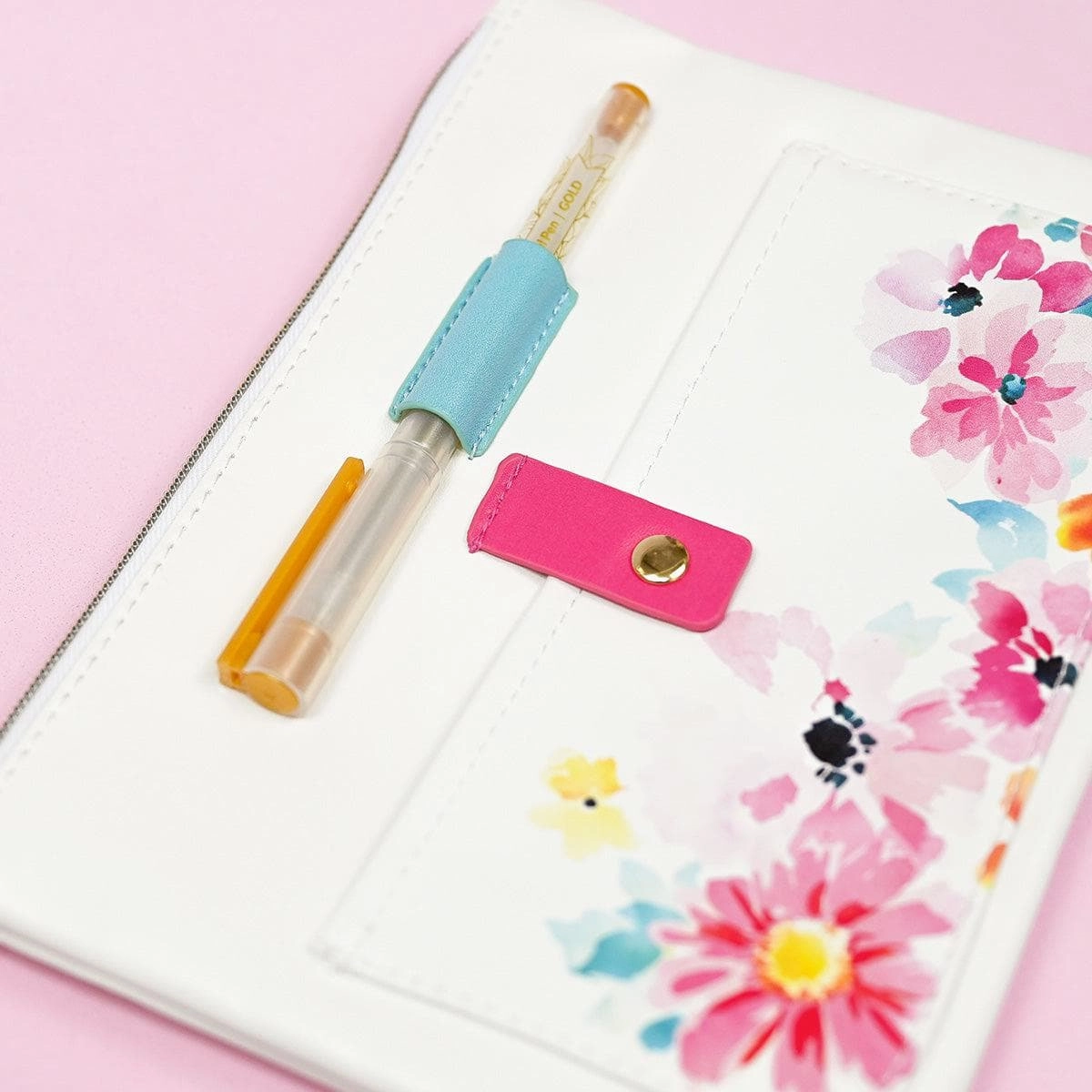 Dreaming In Watercolor Pocket Zipper Pouch (235Mm X 165Mm) foldable