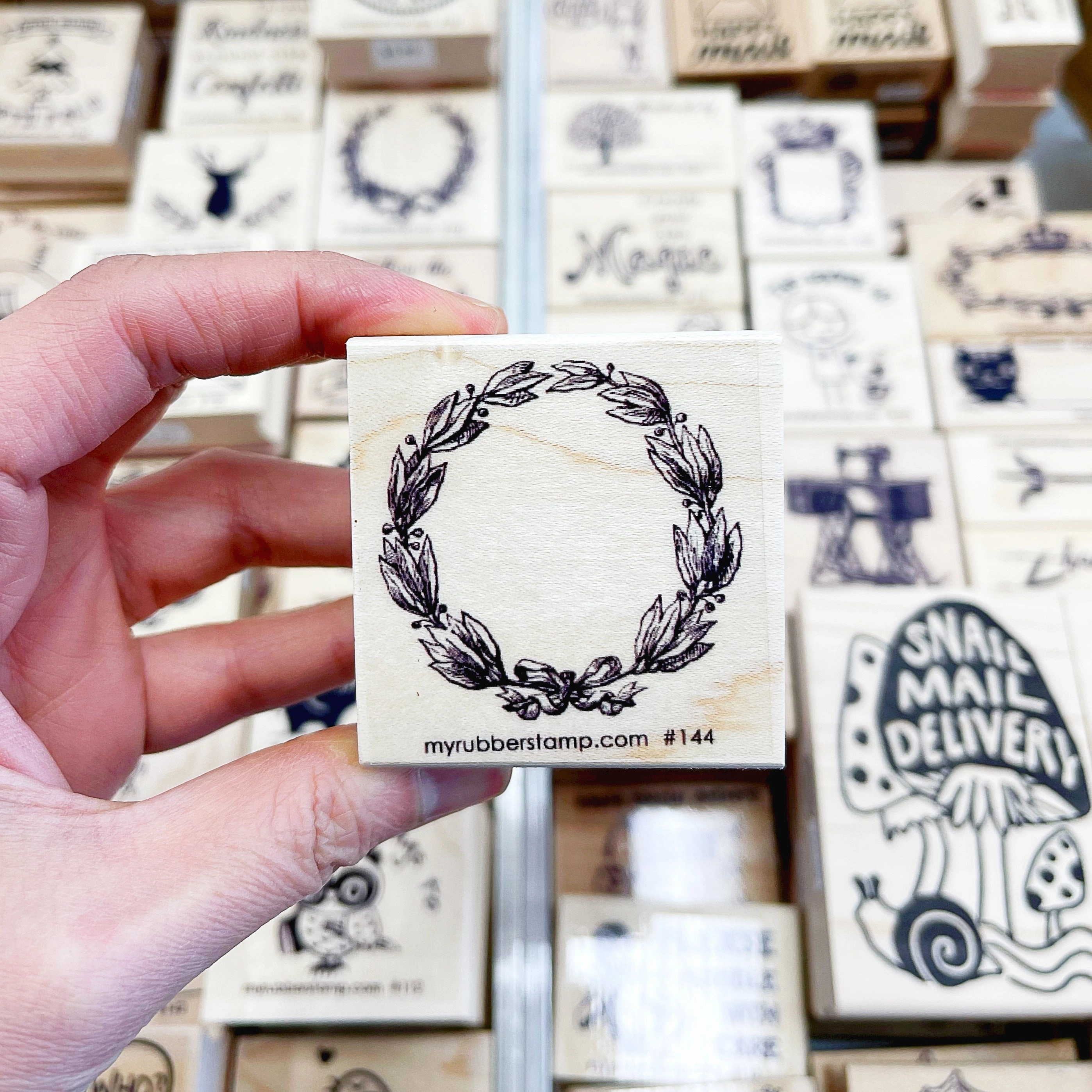 Vintage Wreath Rubber Stamp budget antislip