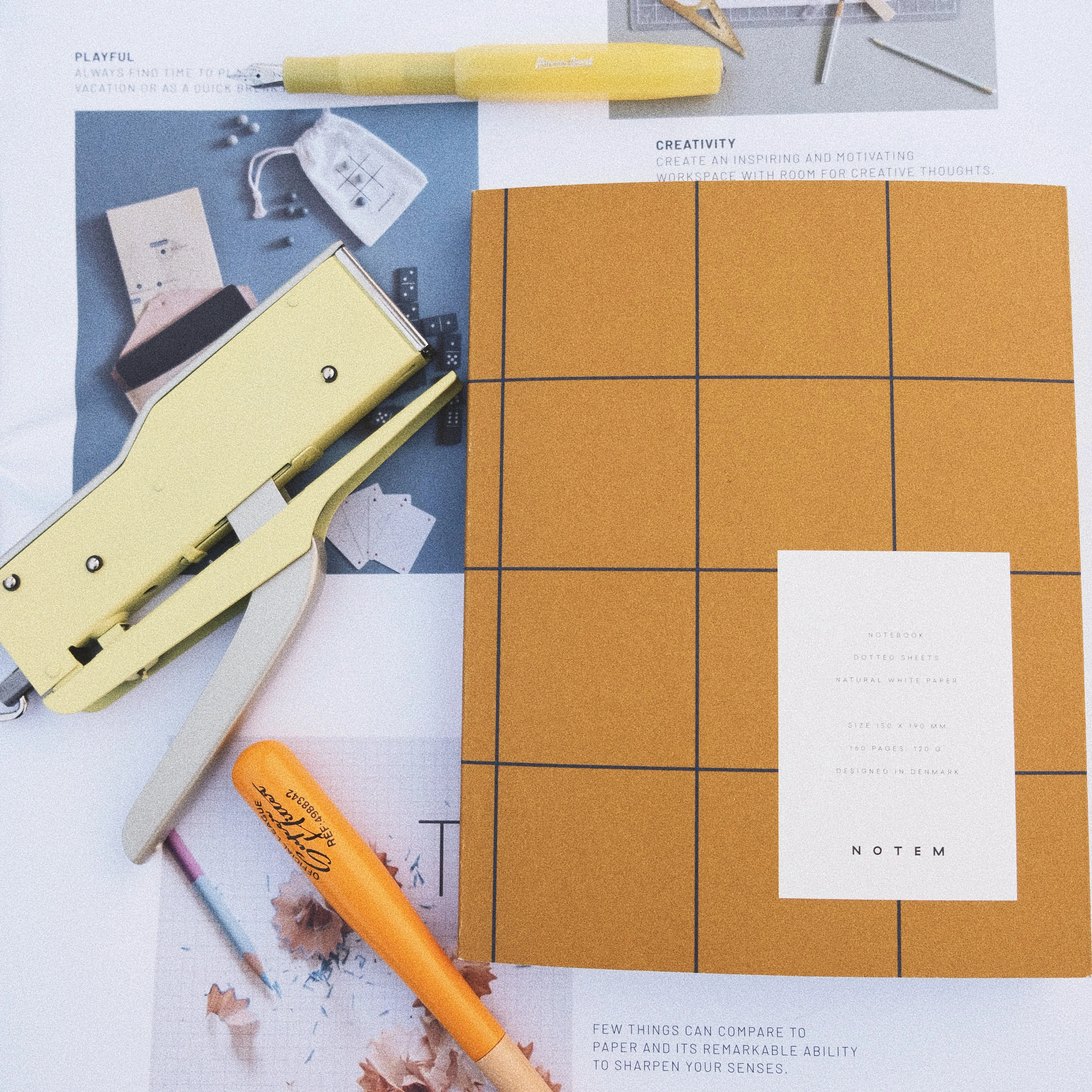 everyday exclusive Notem Uma Flat Lay Notebook - Medium, Ochre, Dot Grid