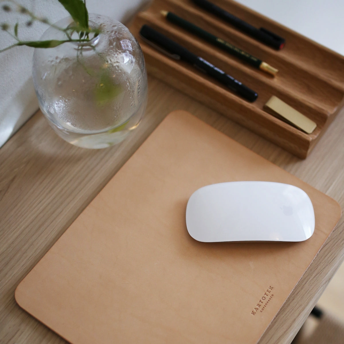 portable Leather Mouse Pad // Natural