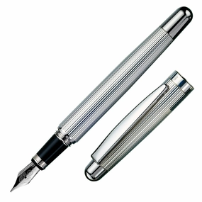 classic Otto Hutt Design 02 Pinstripe Fountain Pen