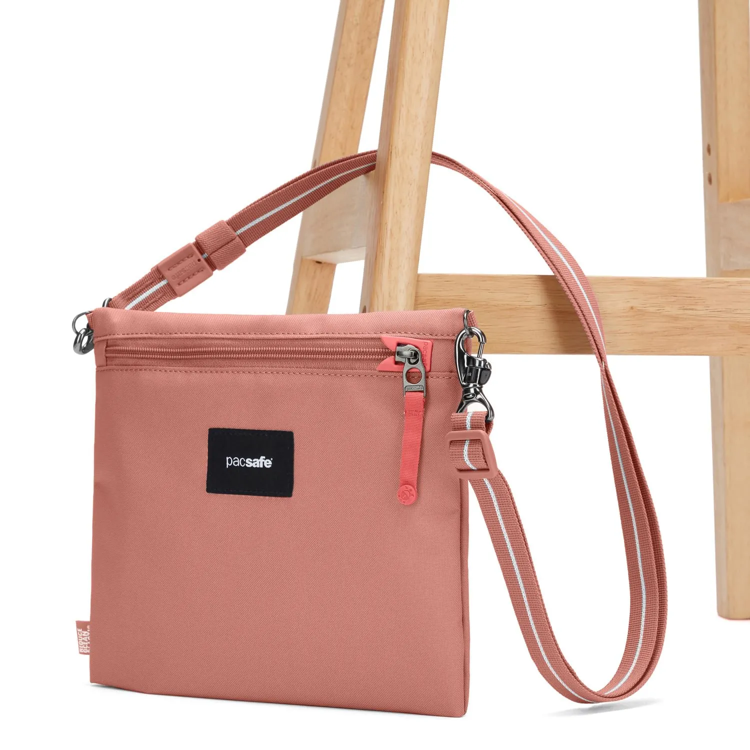 Pacsafe Go Crossbody Umhängetasche Pacsafe