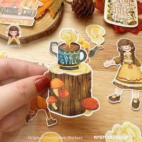 Paperaicashop Be Still Vinyl Sticker round
