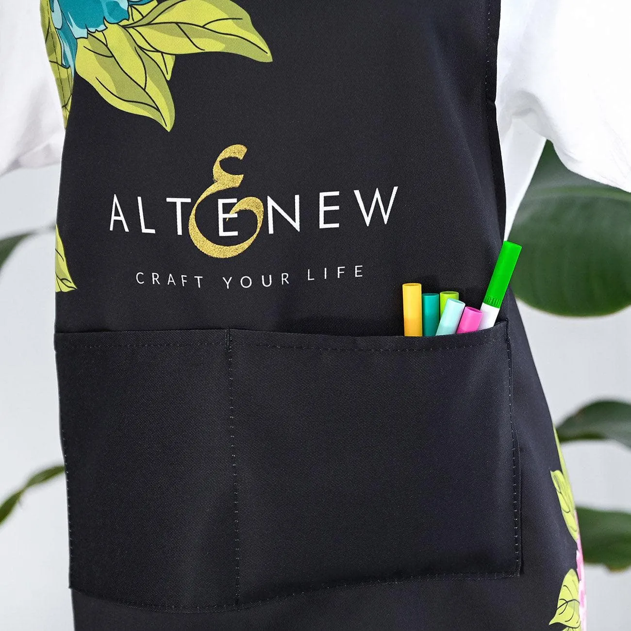 maxi daily Artsy Apron: Pink & Aqua Billowing Peonies - Black