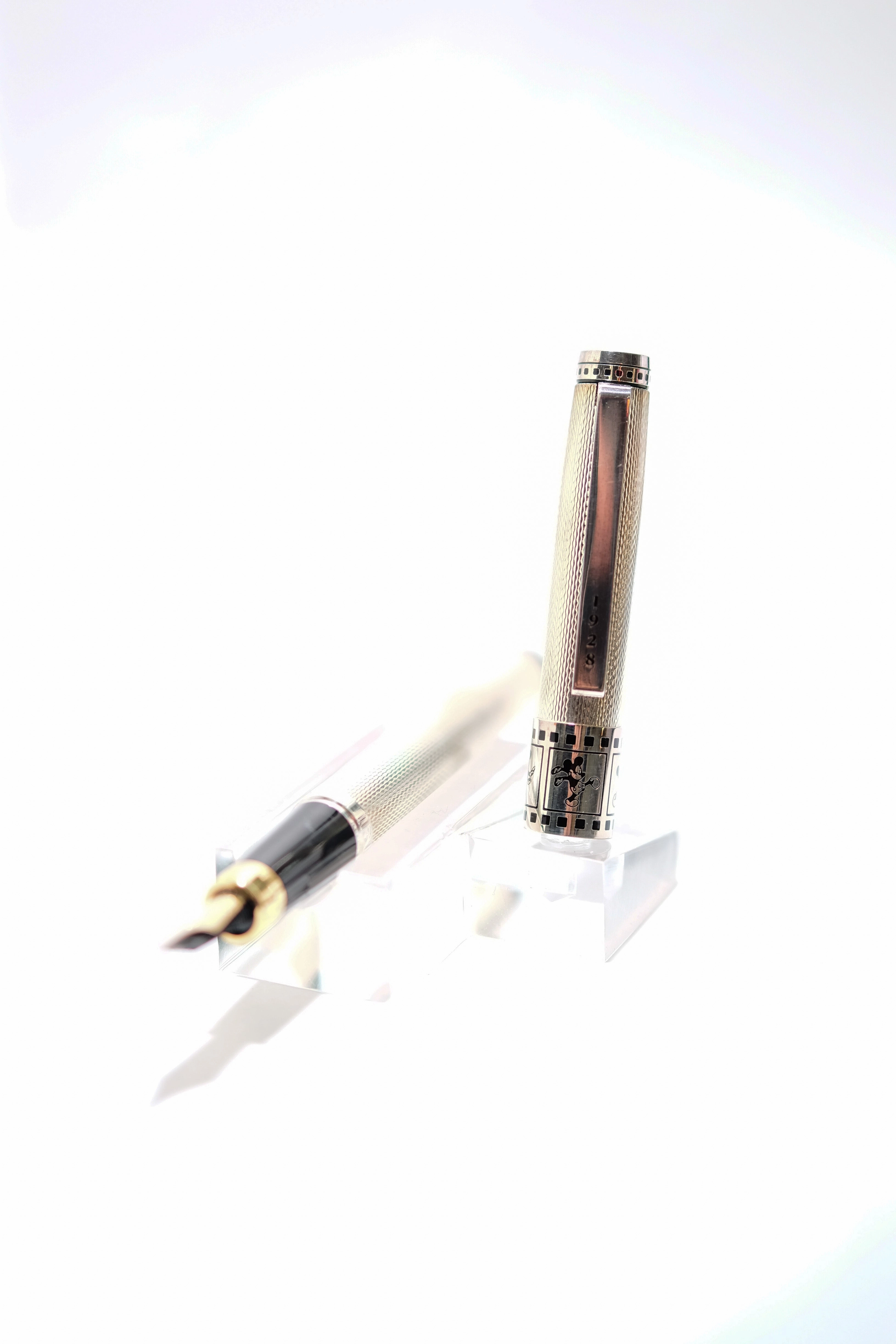 retro Pre-Owned Colibri Mickey & Co. Fountain Pen