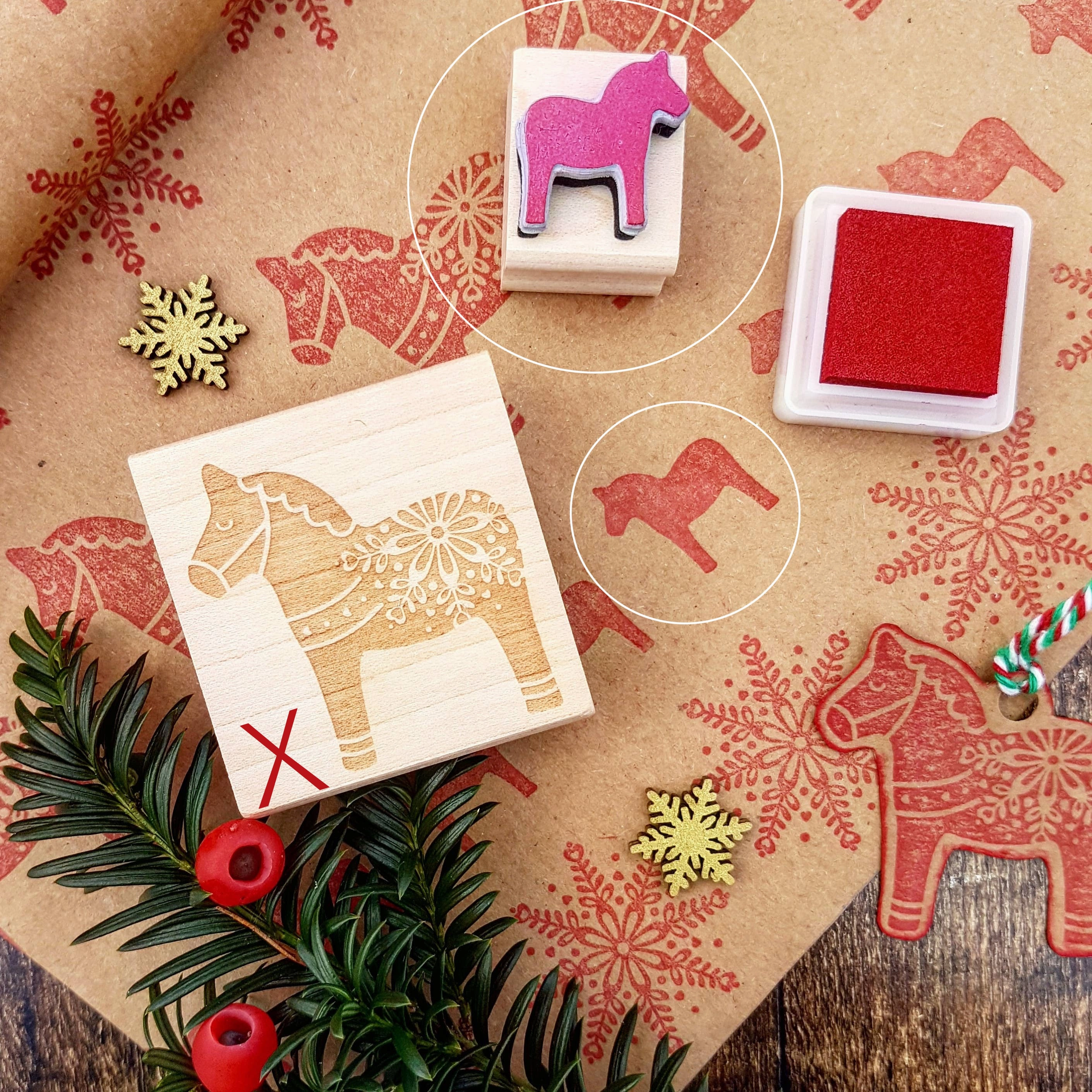 Small Dala Horse Christmas Rubber Stamp earthy