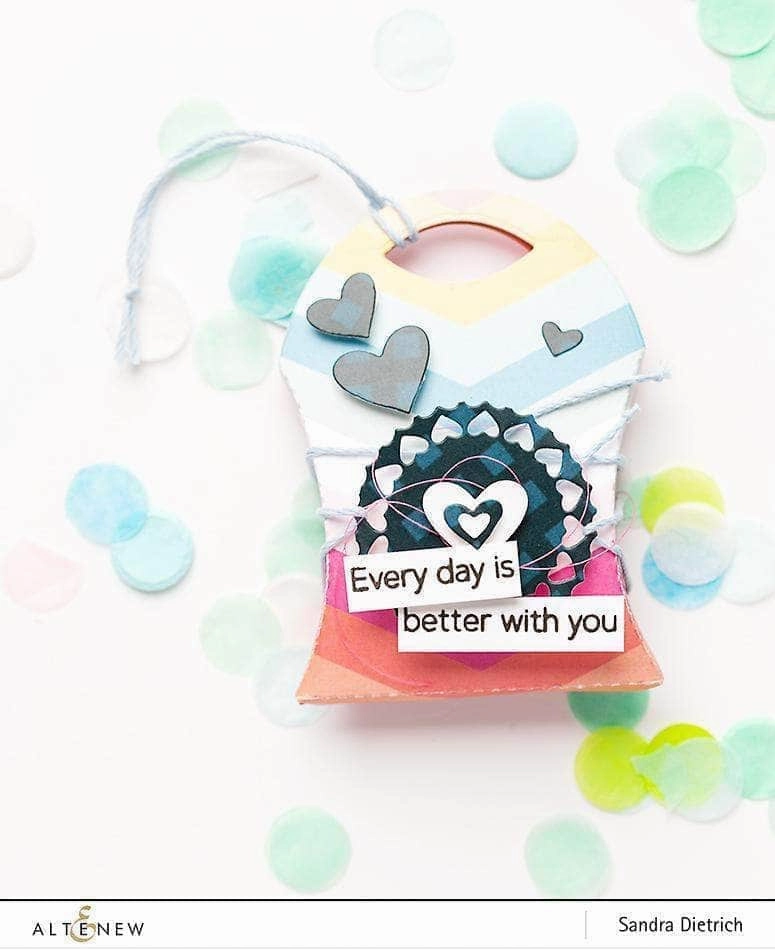 Radial Hearts Cover Die paper