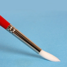 set robust Round University Paintbrush