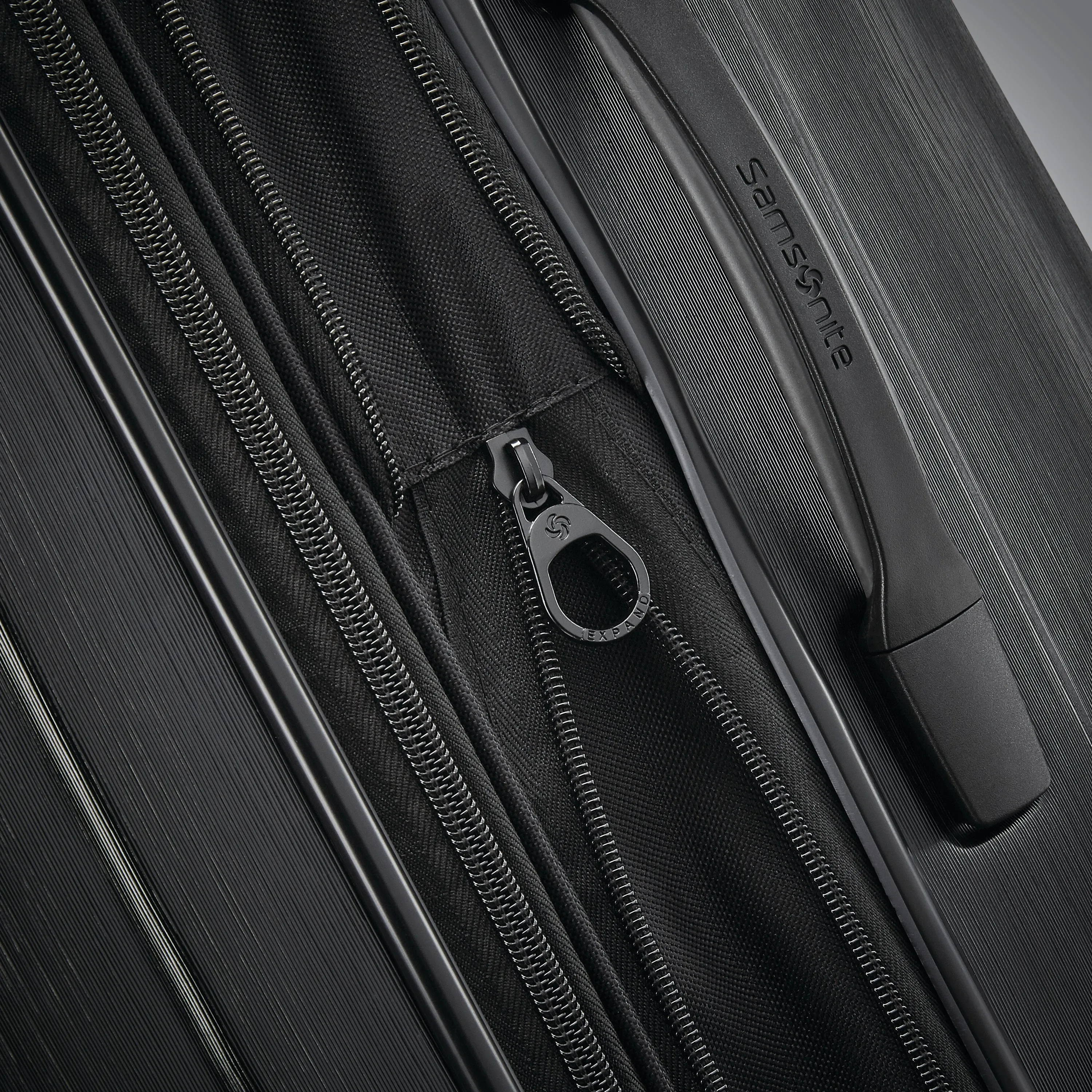 Samsonite Centric 2 Ausziehbares Hartschalen-Gepäck mit Dual Spinner Rädern Taschen Samsonite