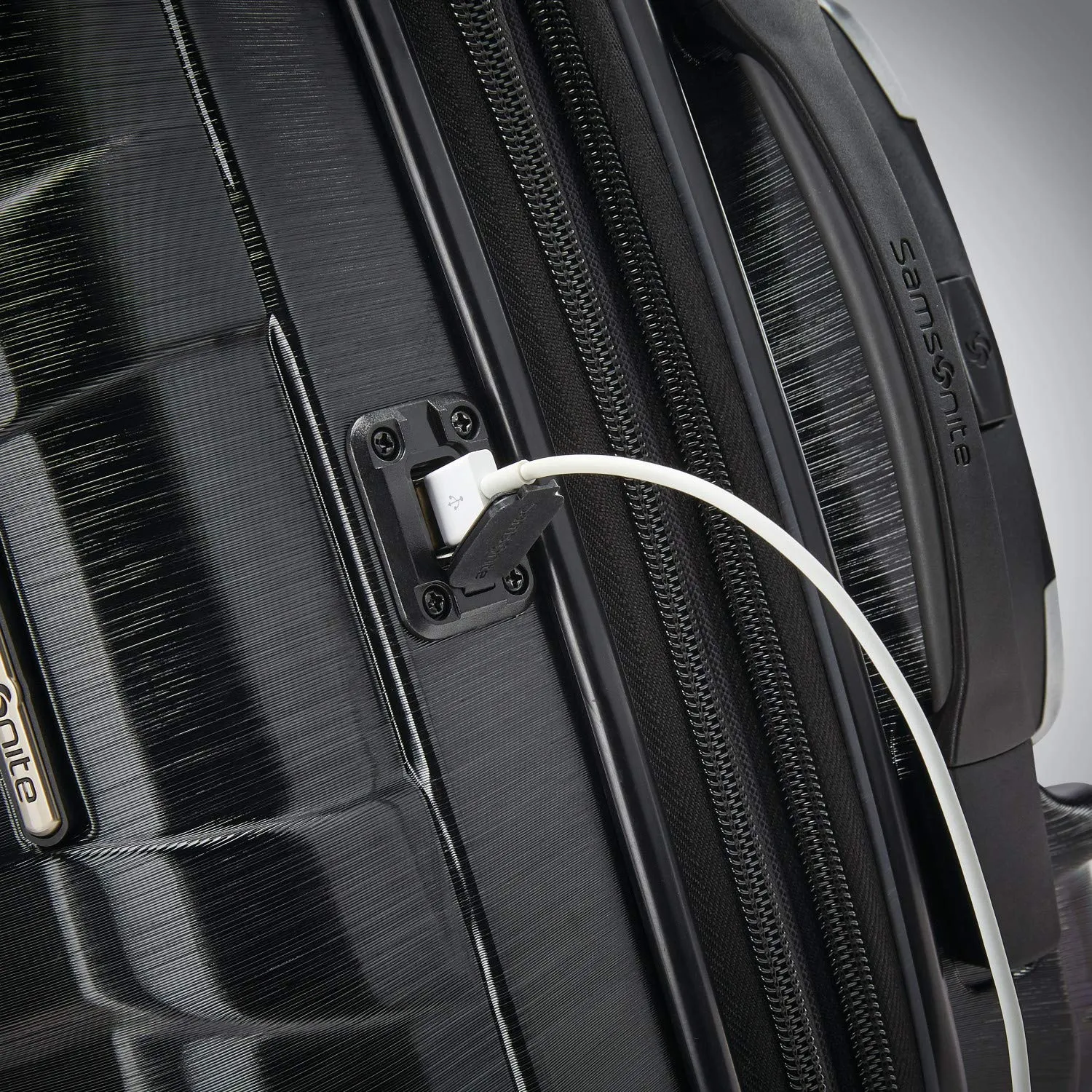 Samsonite Centric 2 Ausziehbares Hartschalen-Gepäck mit Dual Spinner Rädern Taschen Samsonite