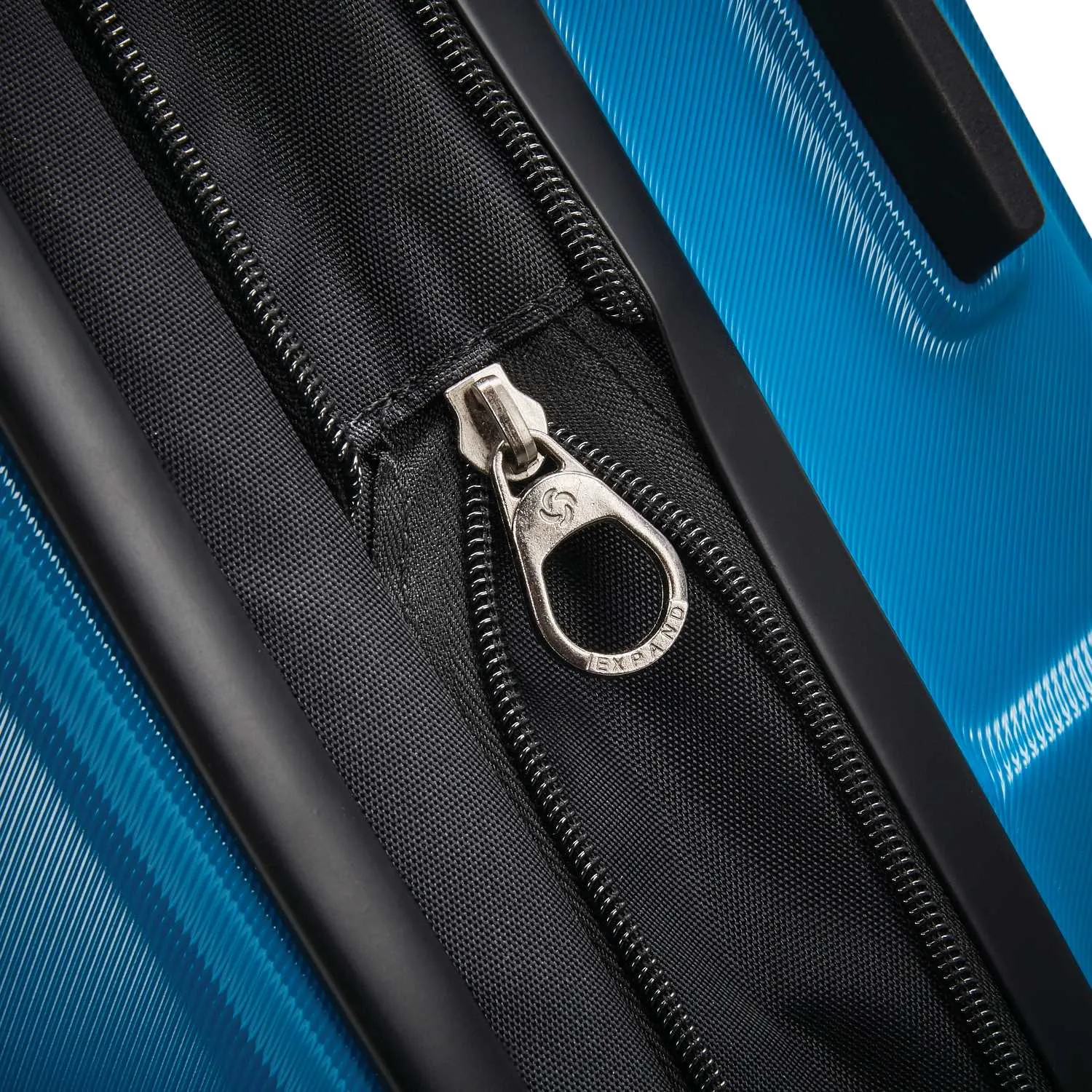 Samsonite Centric 28-Zoll Hartschalen-Koffer mit Rollen Samsonite