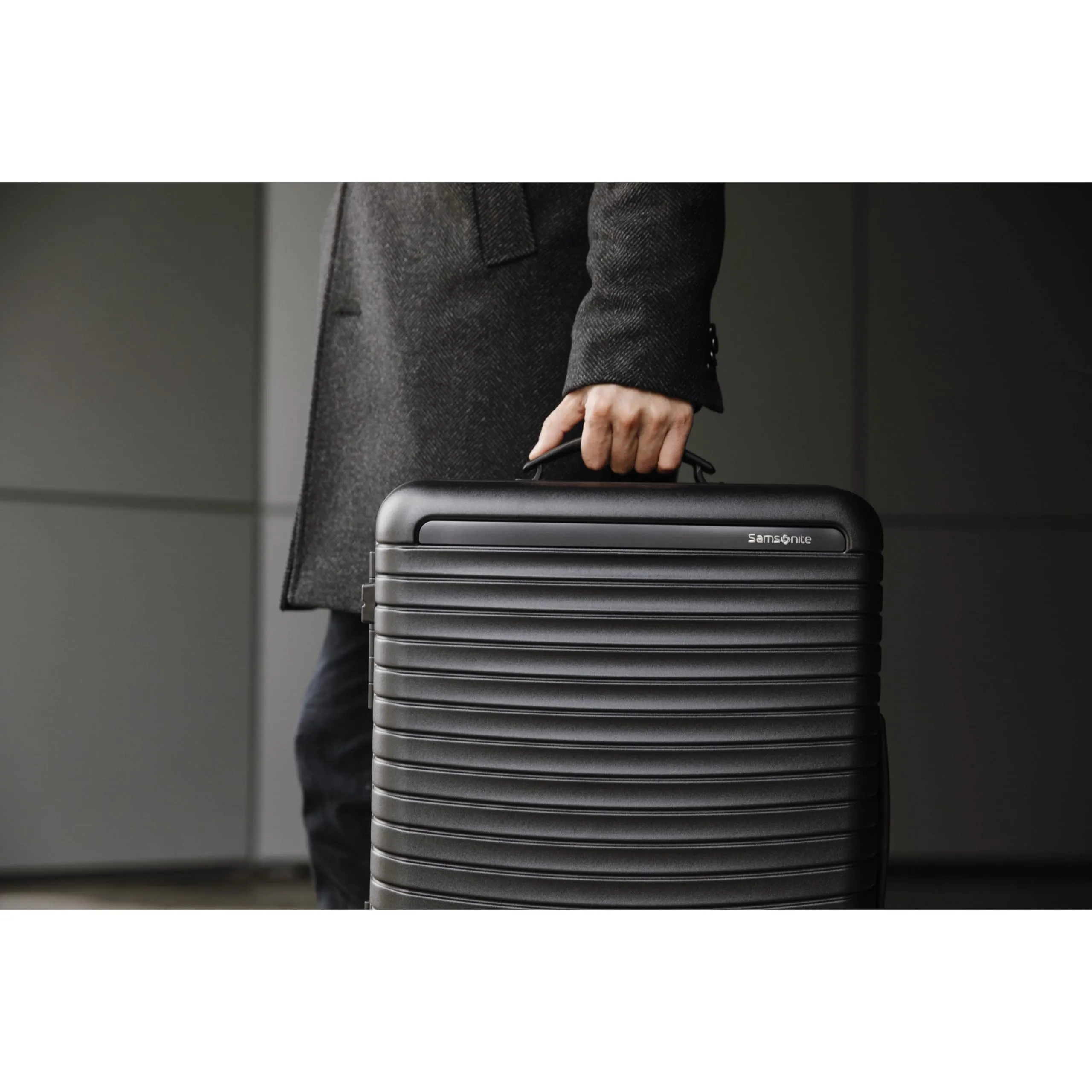 Samsonite Framelock Max Hartschalenkoffer mit Spinner-Rädern, Leichter Reisekoffer ohne Reißverschluss (Großer Spinner) Taschen Samsonite