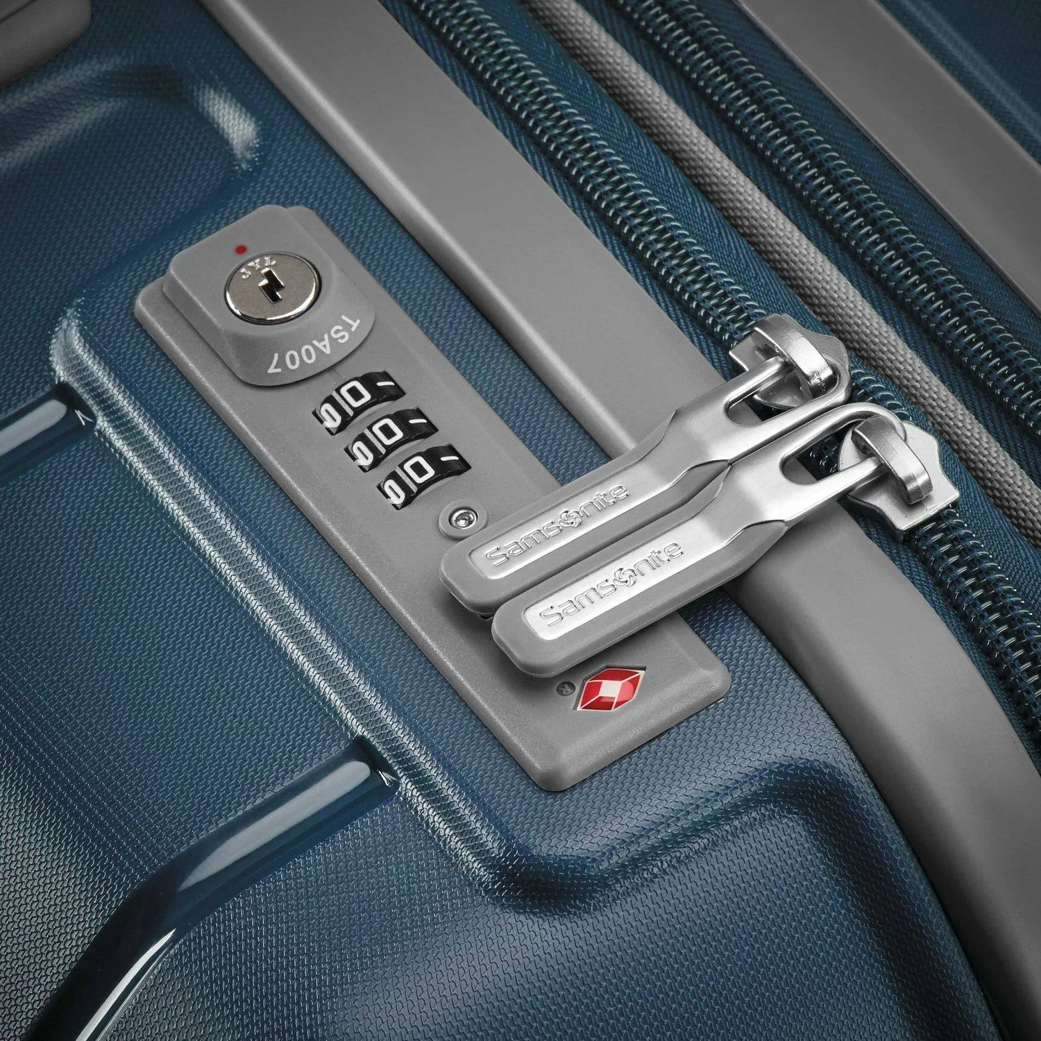 Samsonite Freeform 21