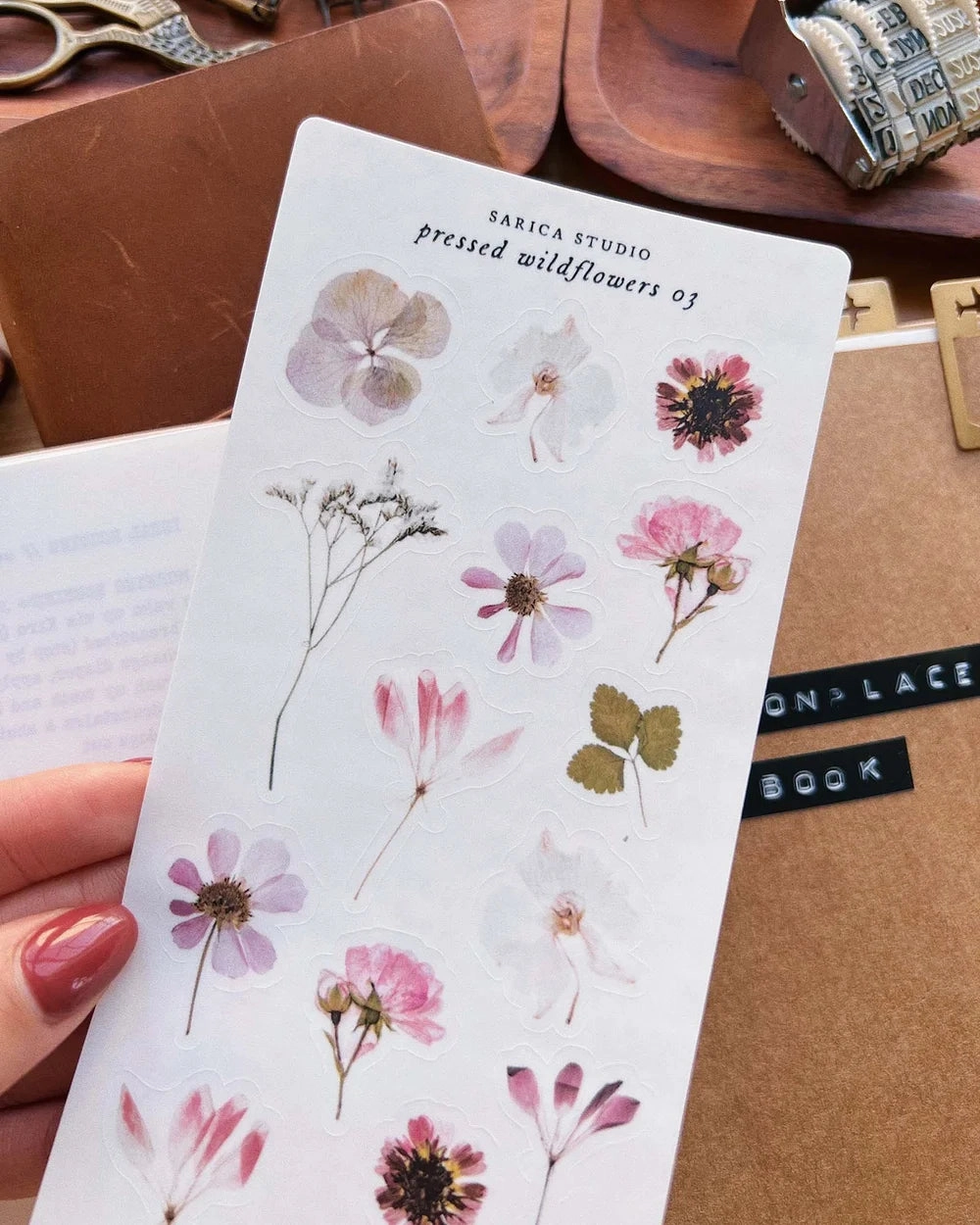 Sarica Studio Pressed Wildflowers 03 Stickers manual