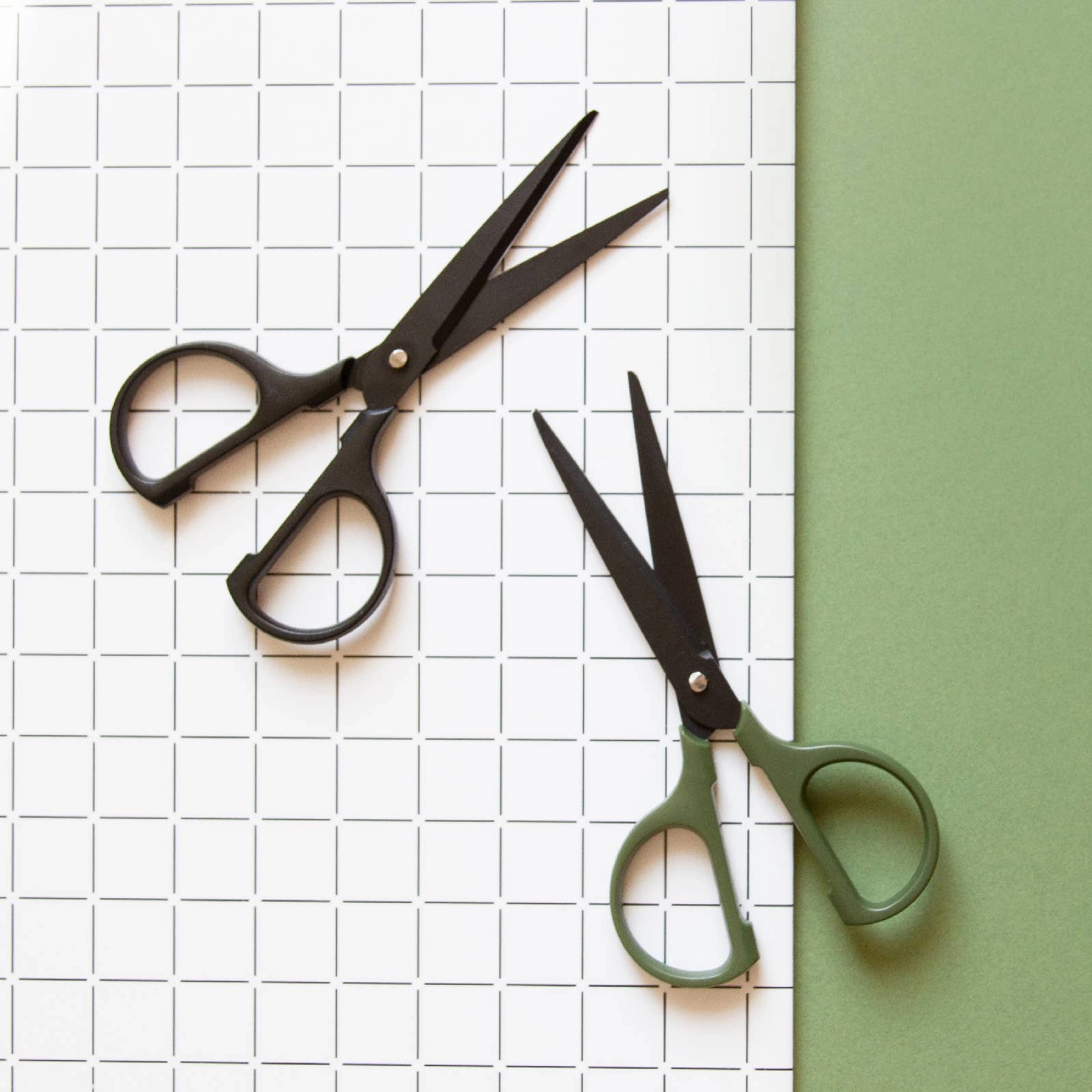 tall Papier Tigre Scissors // Black