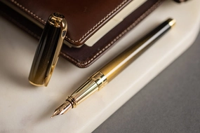 glass seasonal St Dupont Line D Sunburst Black Fountain Pen