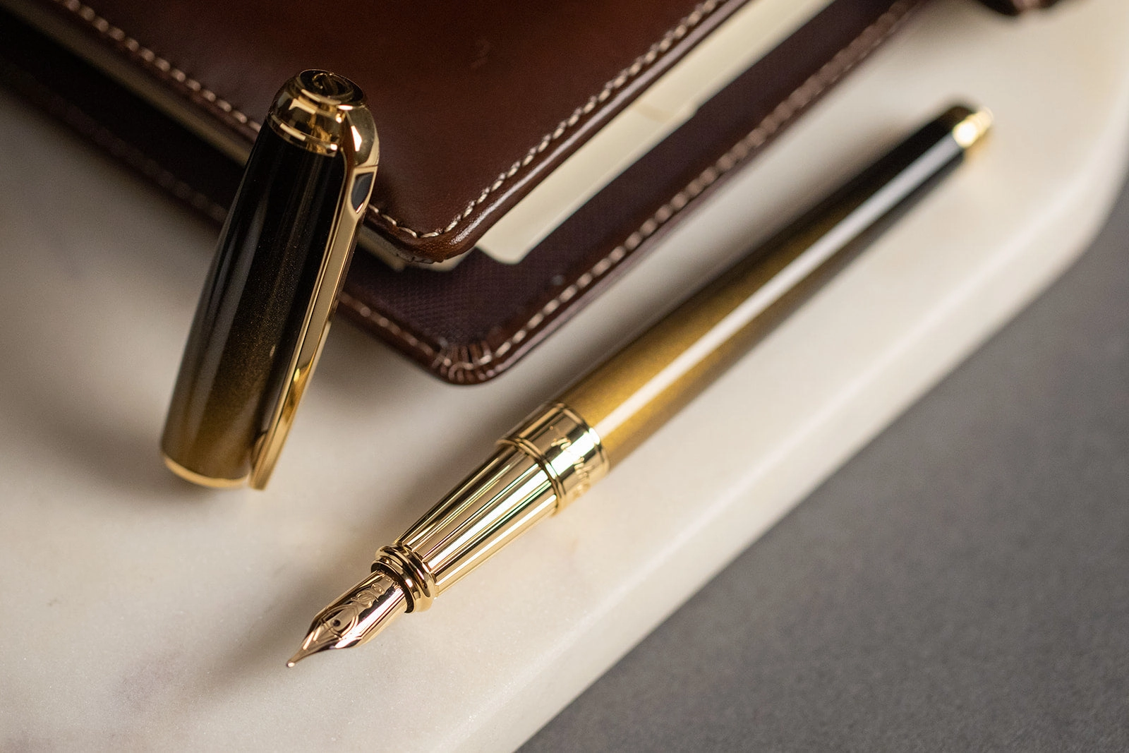 glass seasonal St Dupont Line D Sunburst Black Fountain Pen