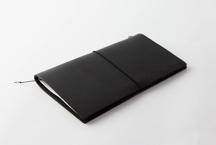 Traveler'S Notebook Starter Kit-Regular Size- Black lightweight vintage