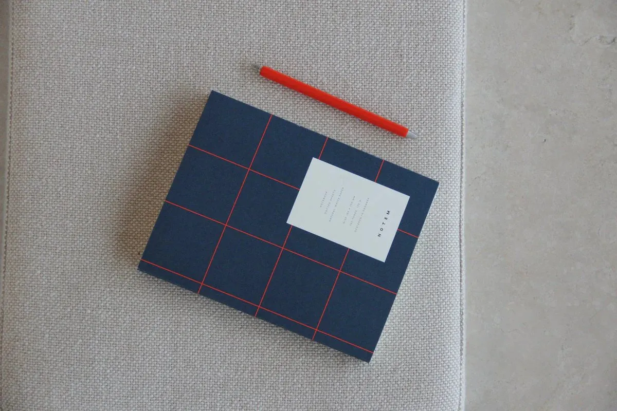 metallic Notem Uma Flat Lay Notebook - Medium, Dark Blue, Dot Grid