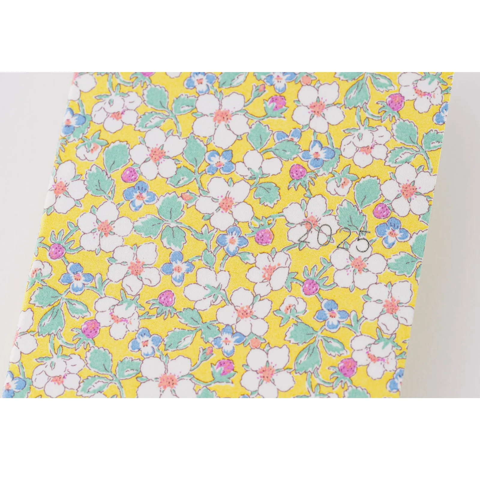 Liberty Fabrics Paysanne Blossom Hon A6 Size elegant retro