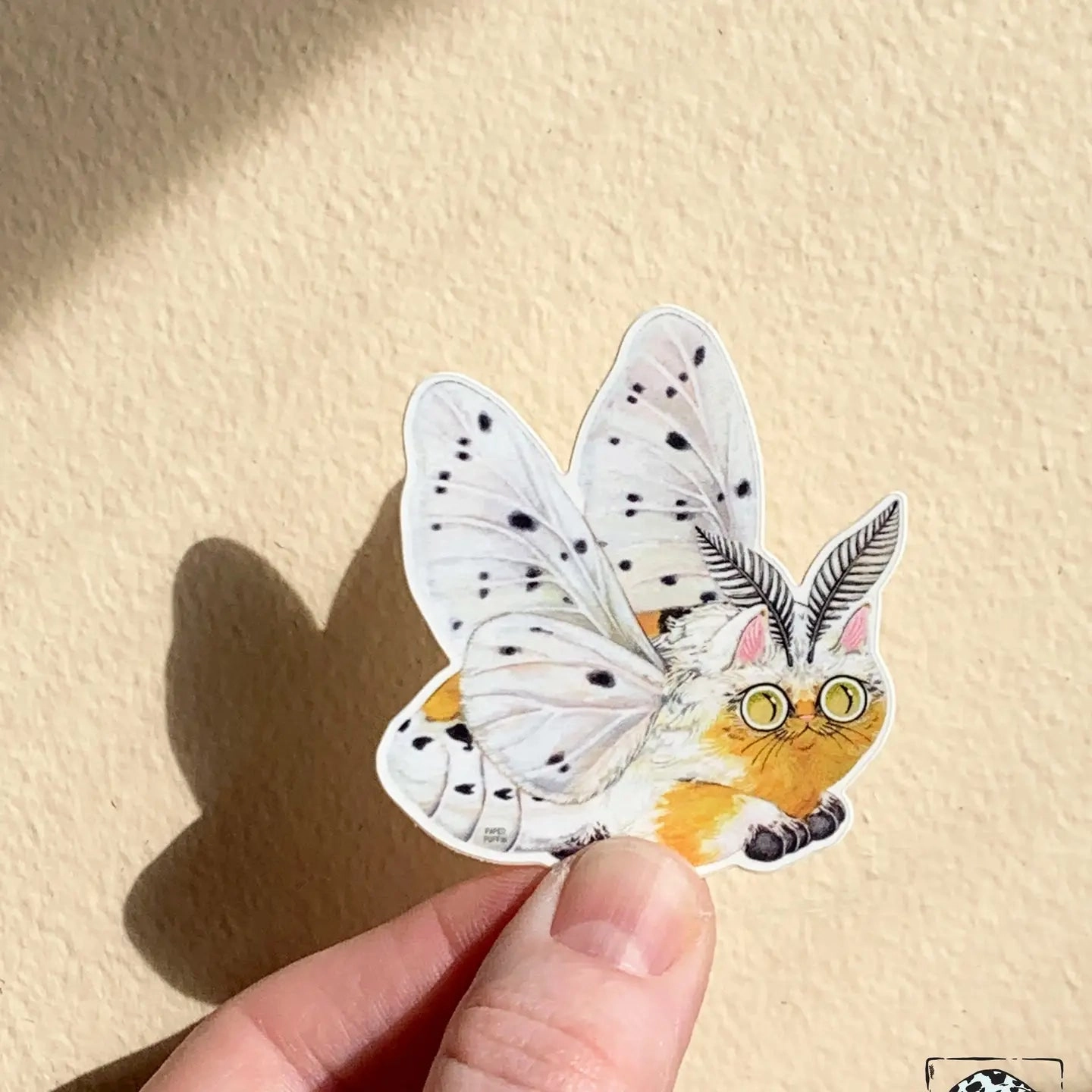resin quickdry Moth Cat "Sunny Smile" Vinyl Sticker