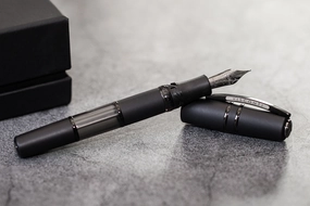 Visconti Homo Sapiens Dark Crystal Fountain Pen round