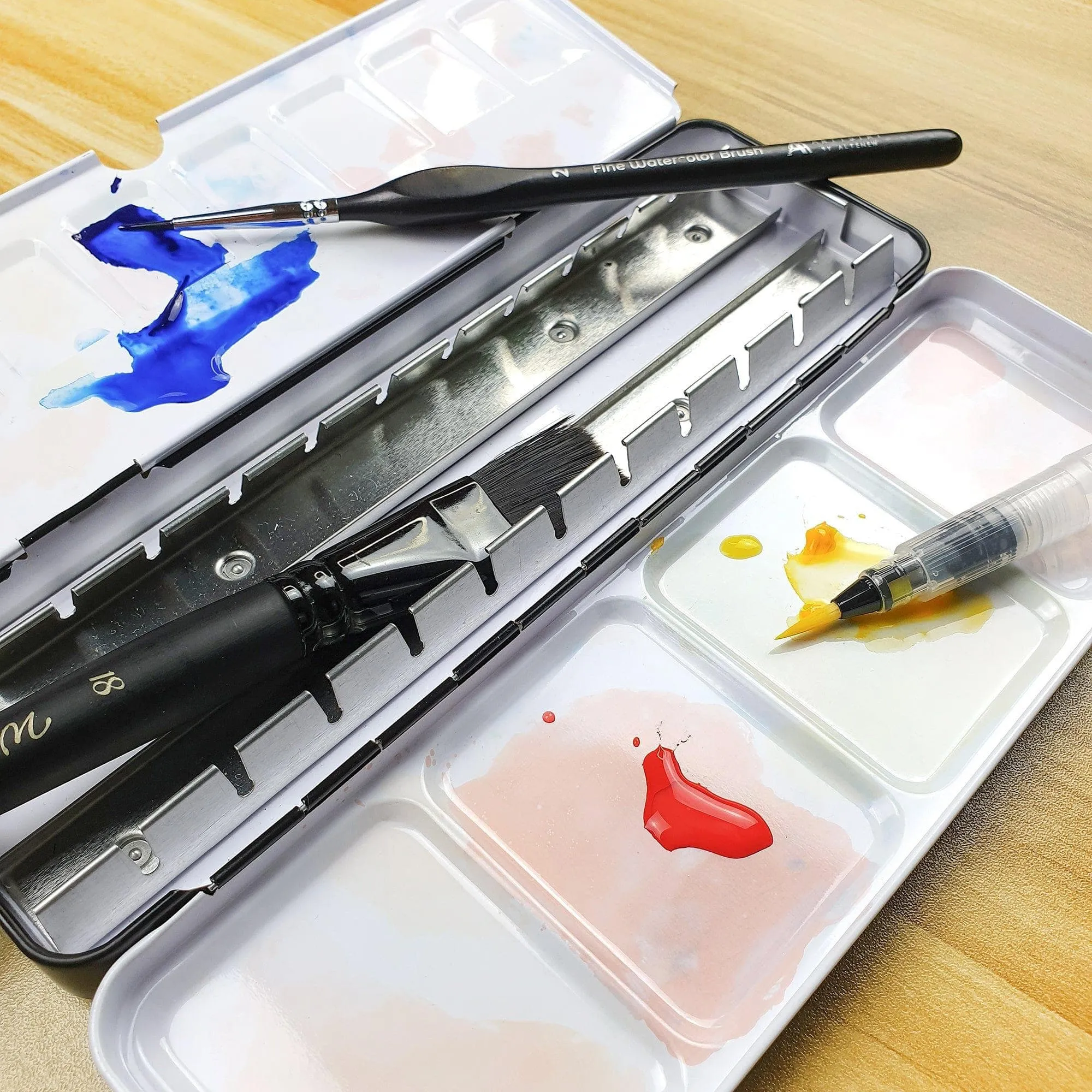 Watercolor Tin Case reliable refined