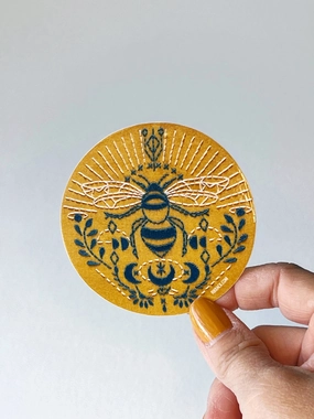 Bee 3" Vinyl Circle Sticker popular eco